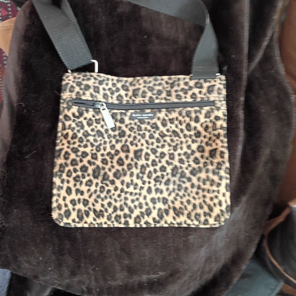 Women's handbags